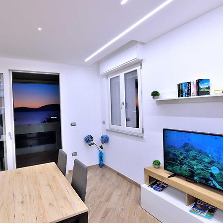 Diamond Garibaldi Apartment Алгеро Екстериор снимка