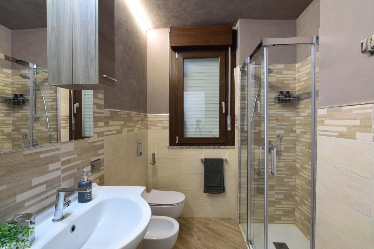 Diamond Garibaldi Apartment Алгеро Екстериор снимка