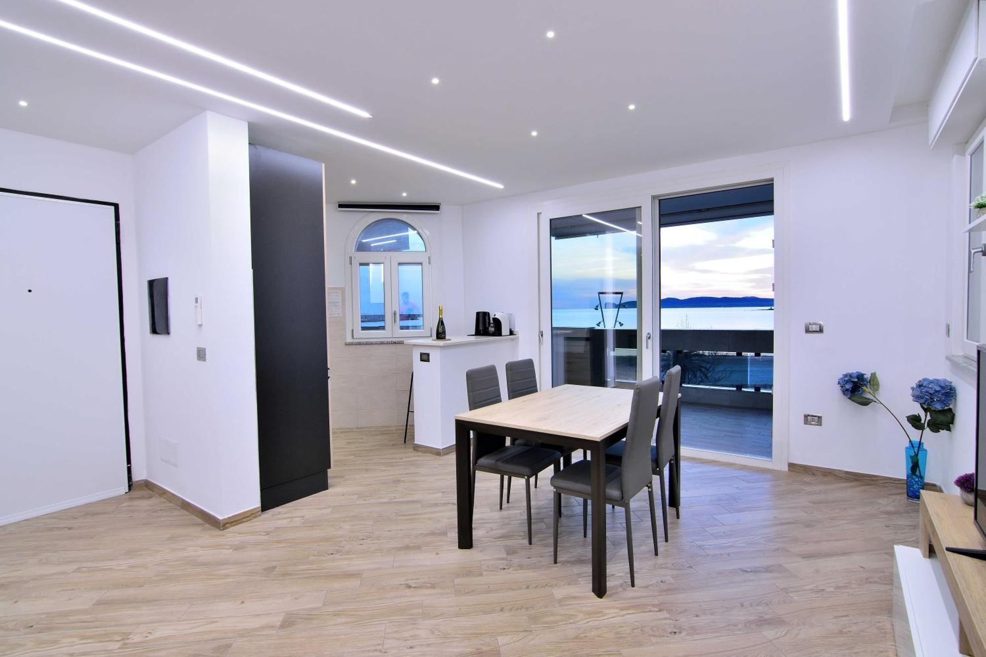 Diamond Garibaldi Apartment Алгеро Екстериор снимка
